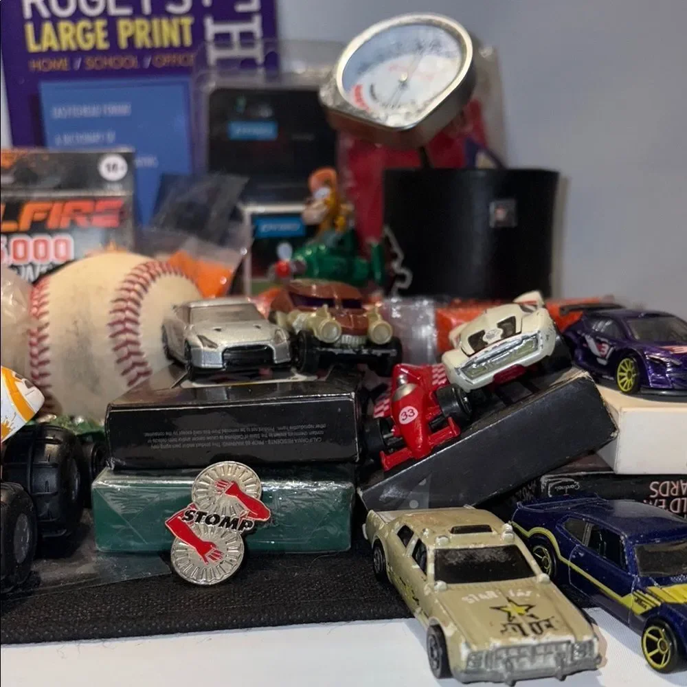 Dynamic Action Figure and Vehicle Set